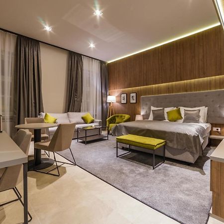 Dežman Luxury Center Appartement Zagreb Buitenkant foto