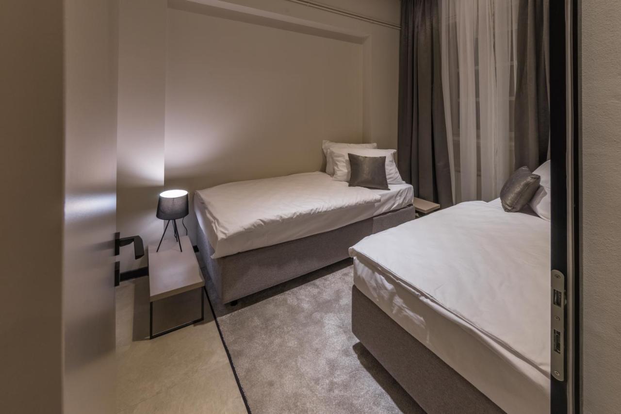 Dežman Luxury Center Appartement Zagreb Buitenkant foto