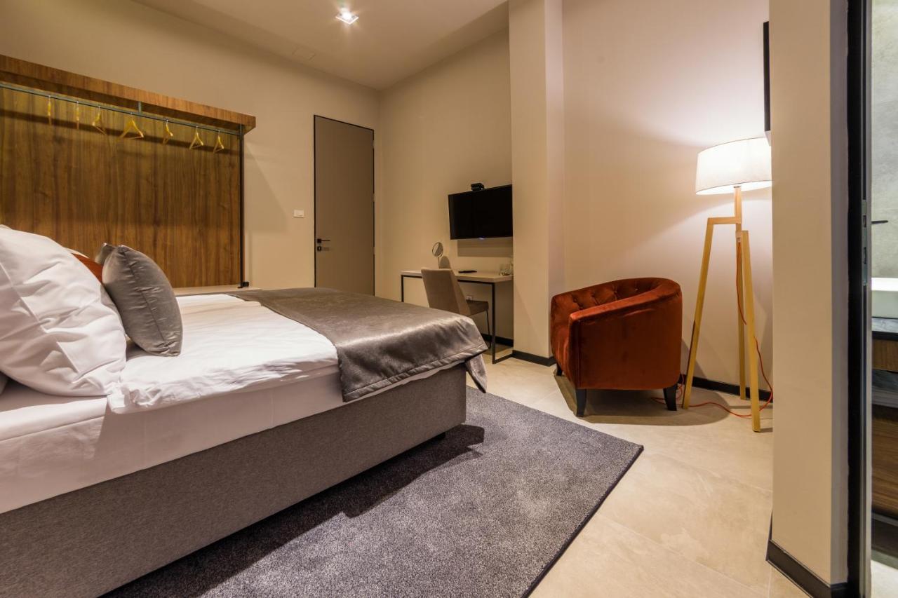 Dežman Luxury Center Appartement Zagreb Buitenkant foto